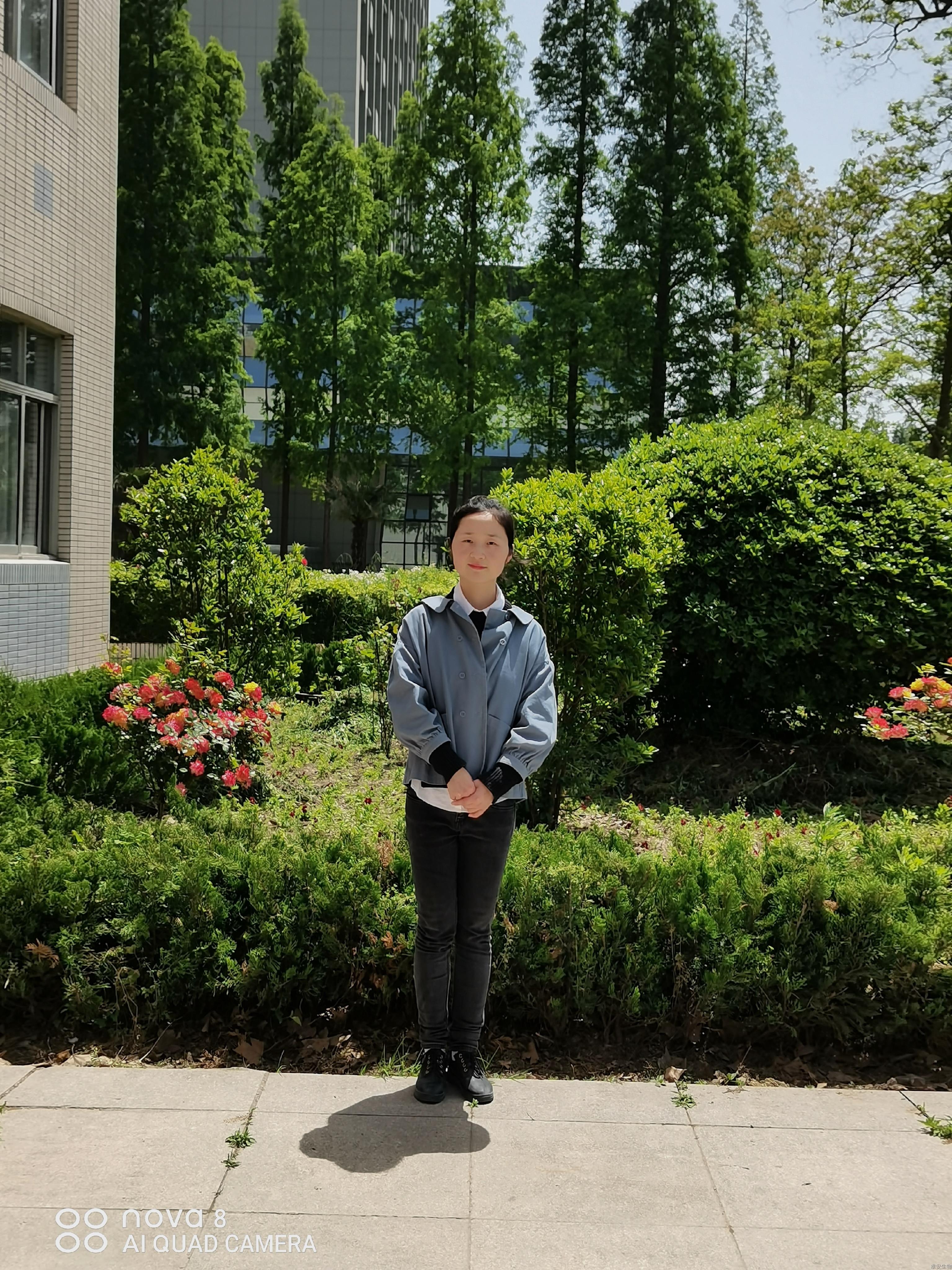 李旭.JPG