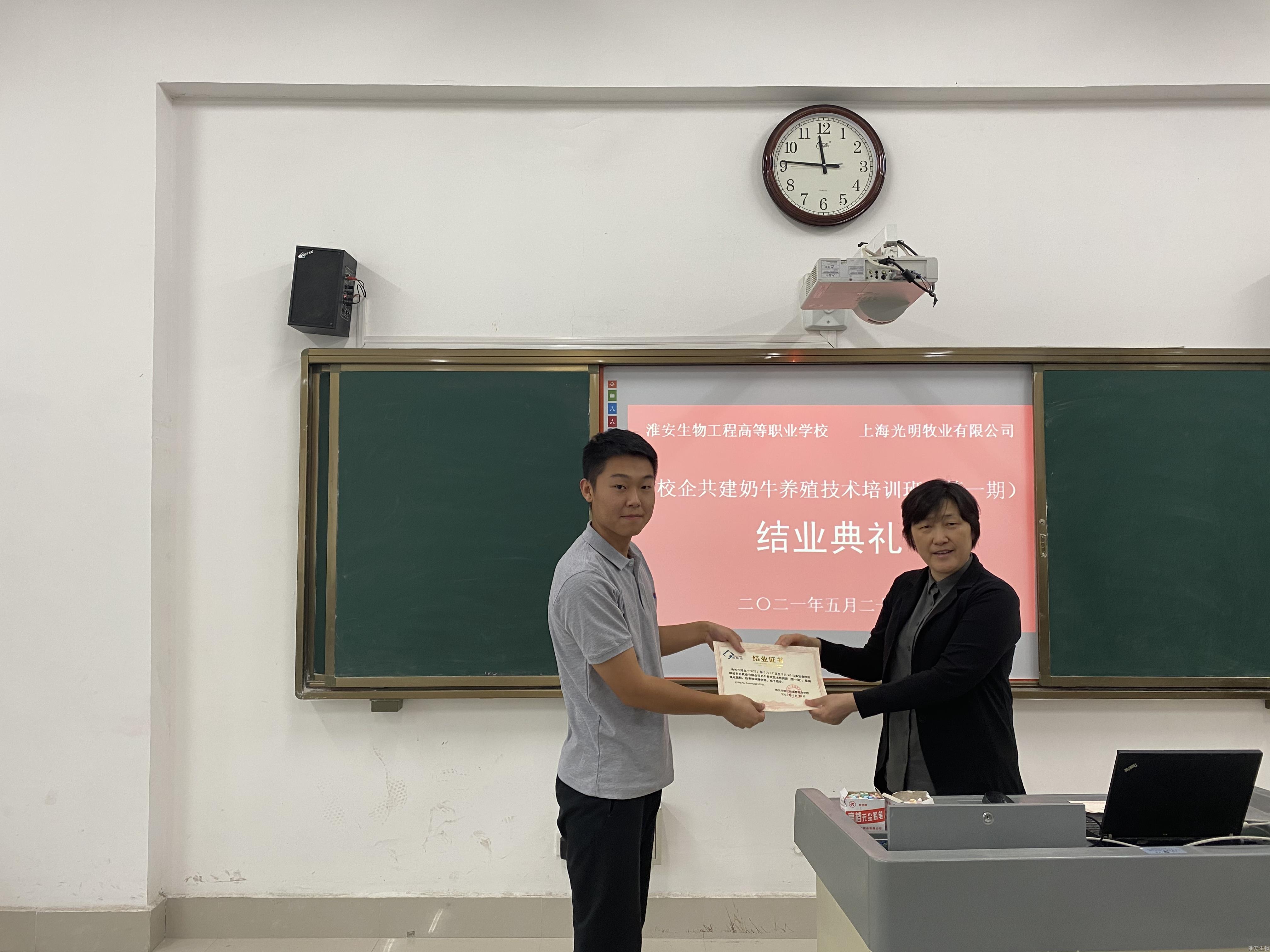 照片1.jpg