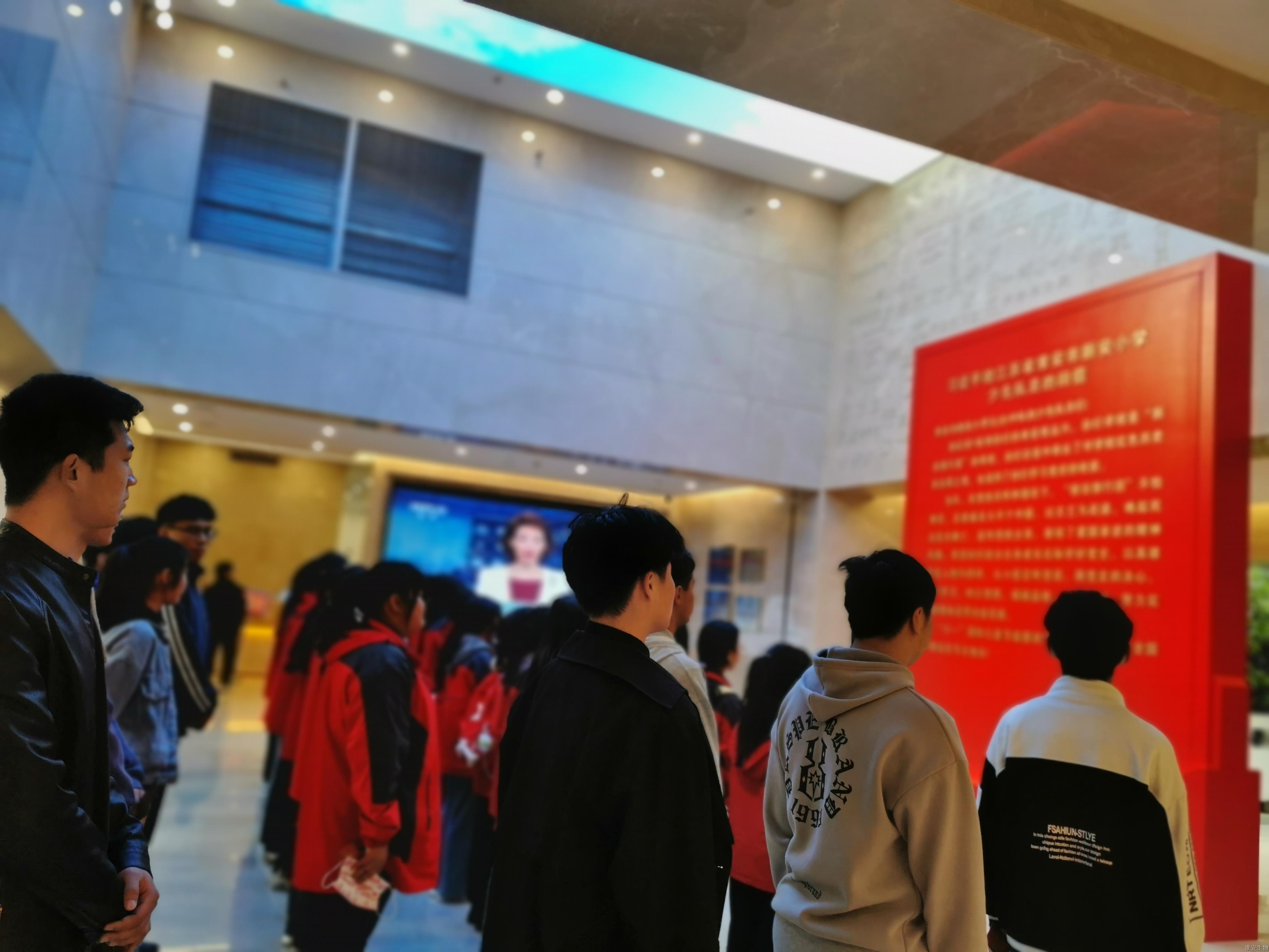 合影3.jpg